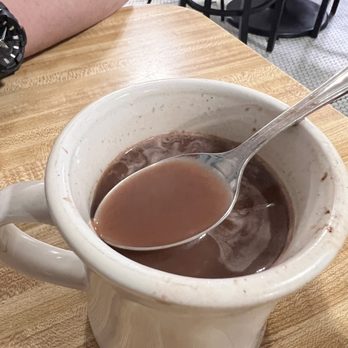 Fava's Restaurant - Hot Chocolate - Coffee & Tea Near Me - Georgetown, Kentucky