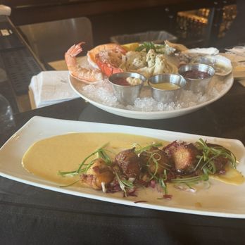 Hanover Street Chophouse - Seafood Tower!! - Steakhouses Near Me - Manchester, New Hampshire Hanover Street Chophouse - Seafood Tower!! - Steakhouses Near Me - Manchester, New Hampshire