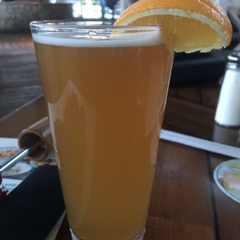 Bahama Breeze - Blue Moon Beer with a orange wedge - Bars Near Me - Livonia, Michigan