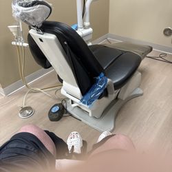 Van Nuys Panorama Dental Center - Very nice dentist office