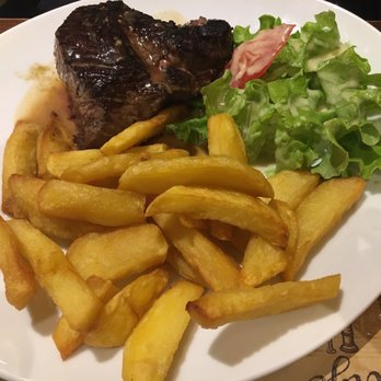 La Gueuze - Steak au poivre - French Near Me - Paris, 75
