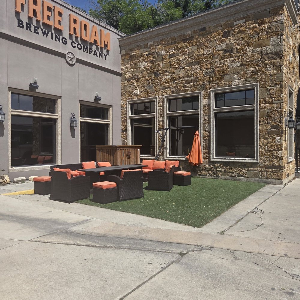 Free Roam Brewing Company - Brewpubs Near Me - Boerne, Texas Free Roam Brewing Company - Brewpubs Near Me - Boerne, Texas