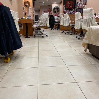 Bellerose Nail & Spa - Nail Salons Near Me - Floral Park, New York
