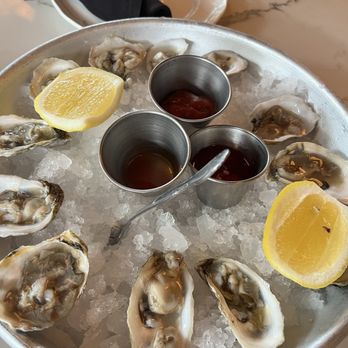 Americano, Lincoln Park - Oysters - Cocktail Bars Near Me - Chicago, Illinois