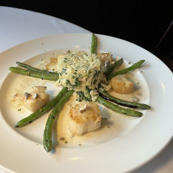 The West End Grill - Sea Scallops - American Near Me - Ann Arbor, Michigan The West End Grill - Sea Scallops - American Near Me - Ann Arbor, Michigan