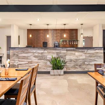 Best Western Hotel St. Jerome - Restaurant - Hotels Near Me - Saint-Jerome, Quebec