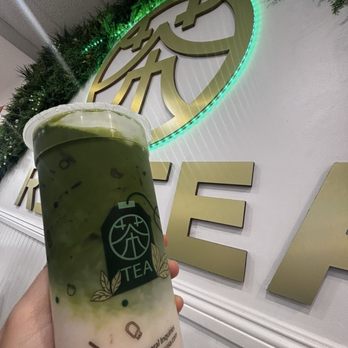 R&B Tea - Strawberry matcha - Coffee & Tea Near Me - Norwalk, California