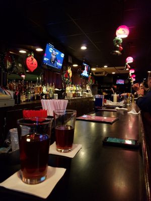 Suzi's Bar & Grill by null