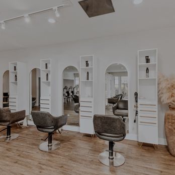 Tiffany Scott Salon - Our stunning Salon - Hair Extensions Near Me - Costa Mesa, California Tiffany Scott Salon - Our stunning Salon - Hair Extensions Near Me - Costa Mesa, California