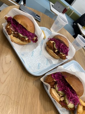 Pretty Bird Hot Chicken by null
