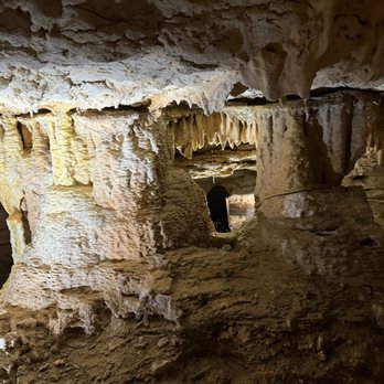 Natural Bridge Caverns - Rock formations - Tours Near Me - San Antonio, Texas