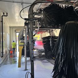 Busy Bee Car Wash - Inside equipment