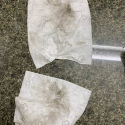 Cimarron Inn Klamath Falls - This was what I cleaned off my children's feet after 15 minutes of arriving in the room.