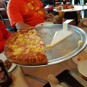 Pizza Factory - Pizza Near Me - Sparks, Nevada