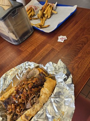 Novi's Beef by null