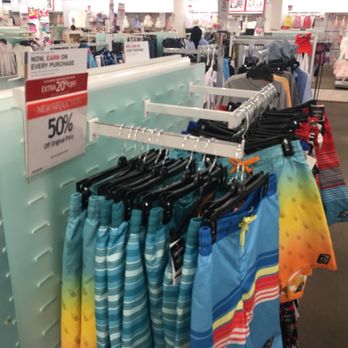 Macy's - Department Stores Near Me - Thousand Oaks, California