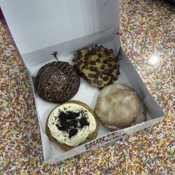 Night Owl Cookies - Dirty Diana Chocolate Chip Cookies & Cream Glazed Donut - Desserts Near Me - Orlando, Florida