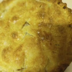Mom and Pop’s Country Kitchen - Apple pie with Grammy Whitchers milk and sugar crust