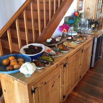 Lost Whale Bed & Breakfast Inn - Afternoon snacks - Hotels Near Me - Trinidad, California Lost Whale Bed & Breakfast Inn - Afternoon snacks - Hotels Near Me - Trinidad, California