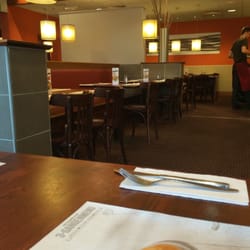 Pizza Hut - Boring interieur...