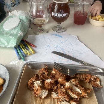 Ditch - Kids chicken fingers amazing - Bars Near Me - Bay Shore, New York