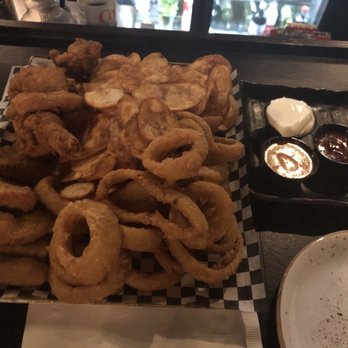 Thornhill Pub - The platter again! - Pubs Near Me - Vaughan, Ontario