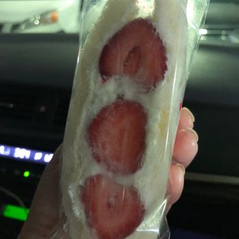 Mana Sandwiches - Strawberry - Sandwiches Near Me - Honolulu, Hawaii