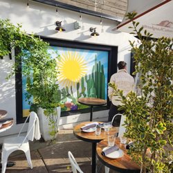 Studio Blue Print & Graphic Solutions - Window Graphic Downtown Pleasanton