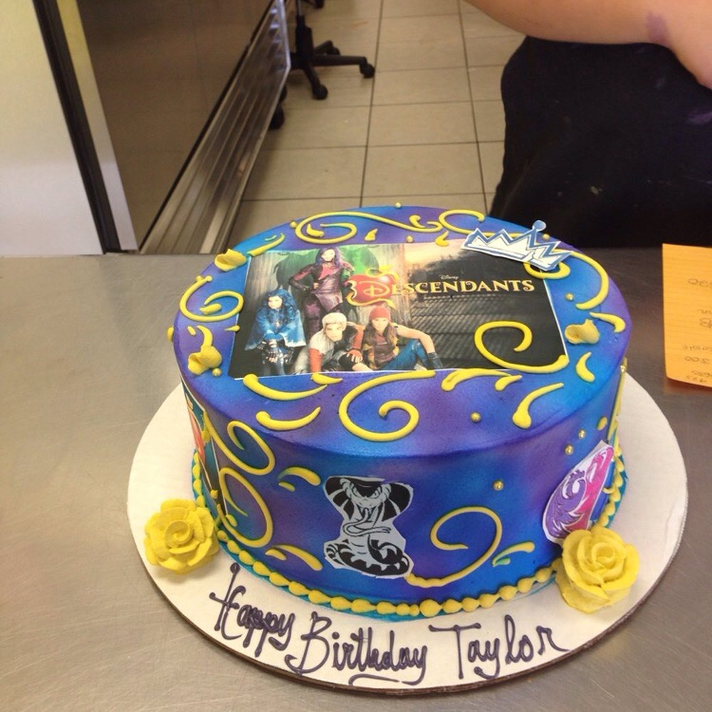 Mr. Cake - This cake was absolutely beautiful, but a bit dry. - Bakeries Near Me - Chicago, Illinois Mr. Cake - This cake was absolutely beautiful, but a bit dry. - Bakeries Near Me - Chicago, Illinois