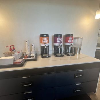 Hampton Inn Vallejo - Coffee Station - Hotels Near Me - Vallejo, California Hampton Inn Vallejo - Coffee Station - Hotels Near Me - Vallejo, California