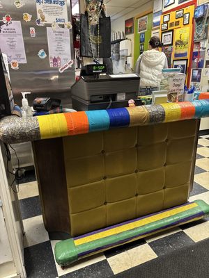 Tommy's Burger Stop-Spenard by null