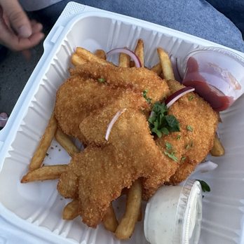 The Fish Hopper - fish n chips - Seafood Near Me - Monterey, California