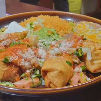 El Ixtapa - a bowl of food on a table - Mexican Near Me - Medical Lake, Washington El Ixtapa - a bowl of food on a table - Mexican Near Me - Medical Lake, Washington