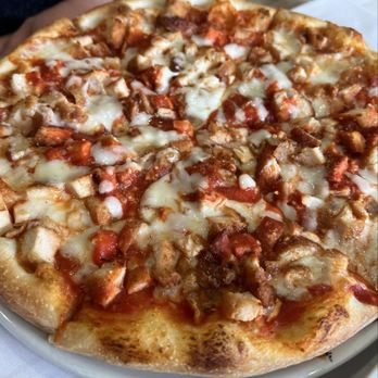 Lorenzo's Pizzeria - Chiken - Pizza Near Me - Glen Cove, New York