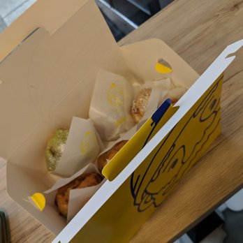 Beard Papa’s Plano - Bakeries Near Me - Plano, Texas