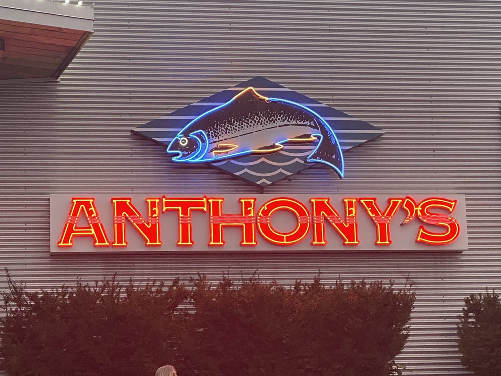 Anthony's at Cap Sante Marina