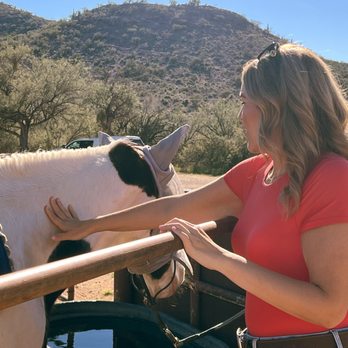 Boomerang Riding Adventures - Petting horses - Horseback Riding Near Me - Vail, Arizona