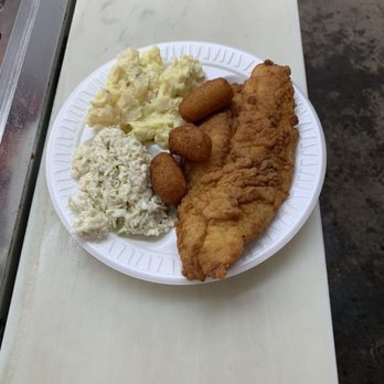 Lillard's Family Restaurant - Fish Fry Friday - Burgers Near Me - Providence, North Carolina Lillard's Family Restaurant - Fish Fry Friday - Burgers Near Me - Providence, North Carolina