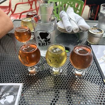 Eris Brewery and Cider House - Cider flight - Cideries Near Me - Chicago, Illinois