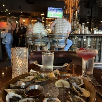 A Crystal Cove - New American Near Me - Newport Beach, California