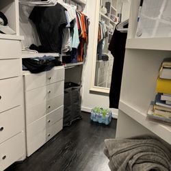 Alan's Restoration - New flooring in master closet