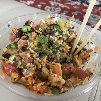 Pokemoto - salmon and tuna with toppings - Hawaiian Near Me - Middletown, Connecticut