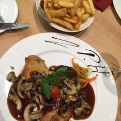 Pfälzer Hof - Jägerschnitzel with Pommes Frites