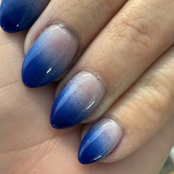 Bella Vous Nails Spa - Bad job of an ombré look - Nail Salons Near Me - Rancho Cucamonga, California