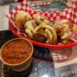 Garlic knots
