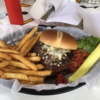 Cafe 210 West - New American Near Me - State College, Pennsylvania
