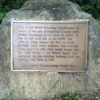 Bicentennial Park - Parks Near Me - Joliet, Illinois