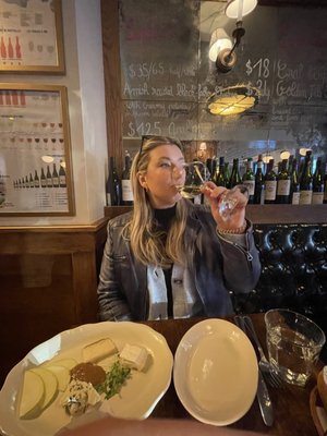 Vin Sur Vingt Wine Bar - DC by null