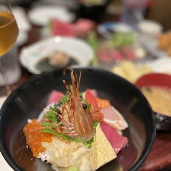 Waraku - kaisen don - Izakaya Near Me - Torrance, California Waraku - kaisen don - Izakaya Near Me - Torrance, California