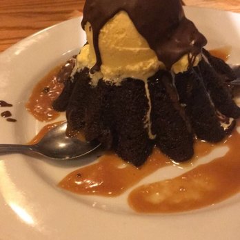Chili's - Lava cake sundae - Bars Near Me - Oswego, Illinois Chili's - Lava cake sundae - Bars Near Me - Oswego, Illinois